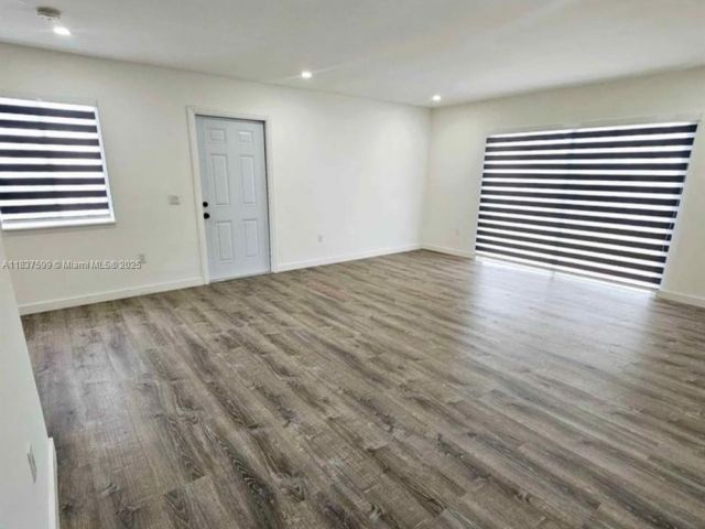 Продажа дома по адресу 12219 SW 198th Ter - фото 6284158