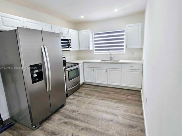 Продажа дома по адресу 12219 SW 198th Ter - фото 6284159