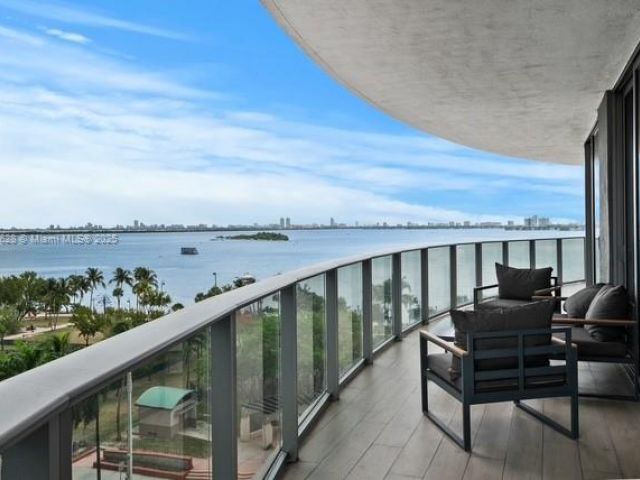 Продажа квартиры #715 - фото 6268556