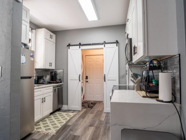 Продажа дома по адресу 933 38th Street - фото 6281263