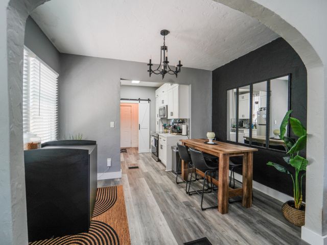 Продажа дома по адресу 933 38th Street - фото 6281264