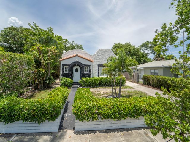 Продажа дома по адресу 933 38th Street - фото 6281270