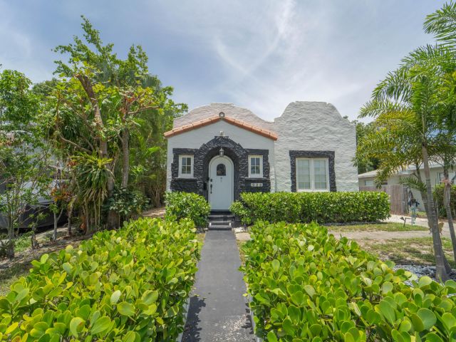 Продажа дома по адресу 933 38th Street - фото 6281272