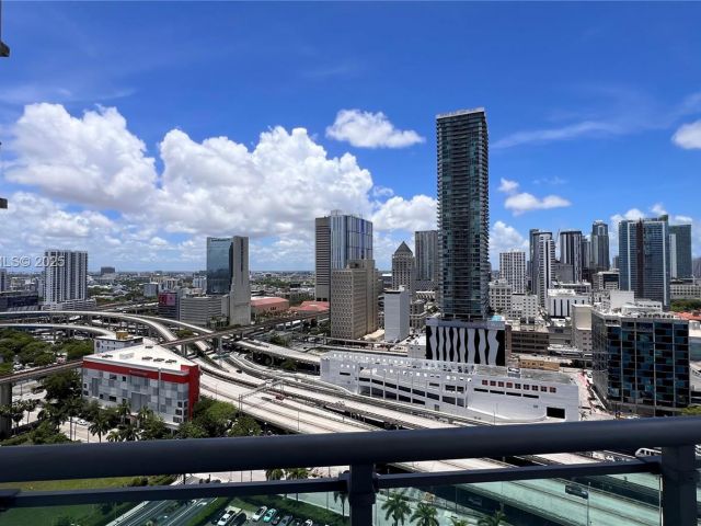 Продажа квартиры #2401 - фото 6305796