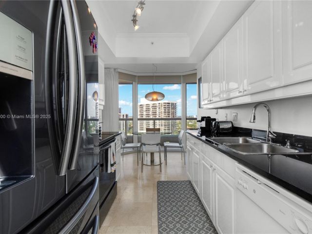 Продажа квартиры #1504 - фото 6272728