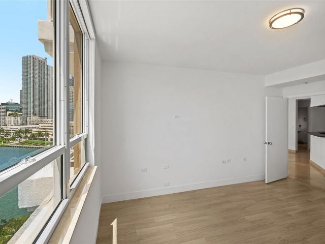 Продажа квартиры #1005 - фото 6284098