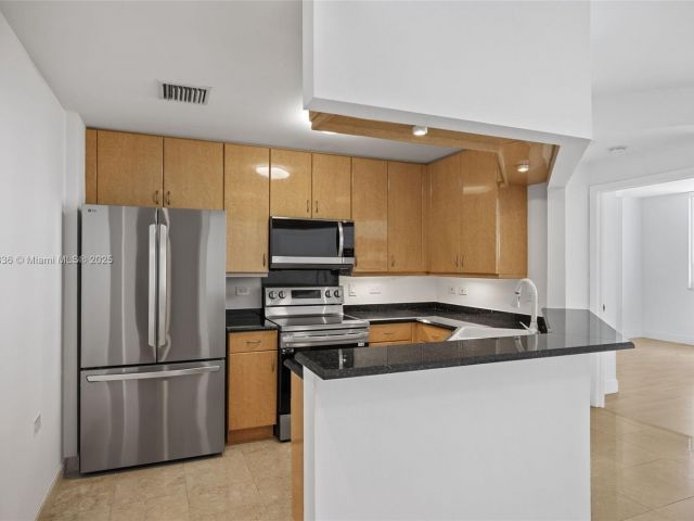 Продажа квартиры #1005 - фото 6284106