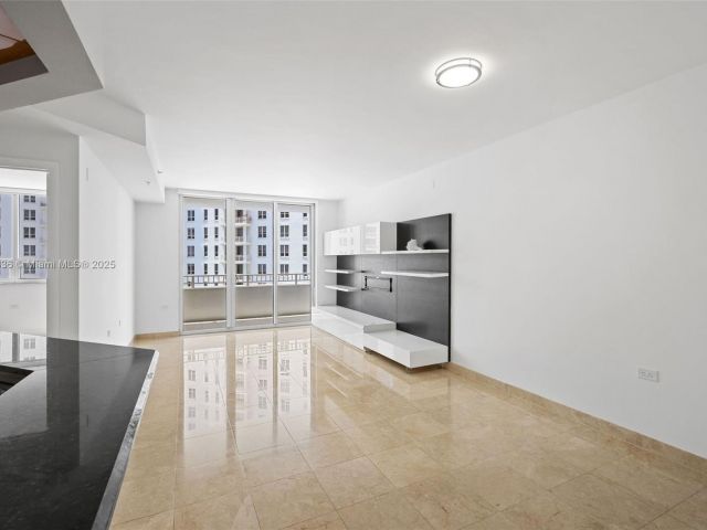 Продажа квартиры #1005 - фото 6284107