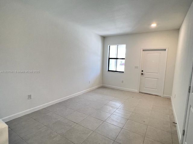 Продажа дома по адресу 24480 SW 119th Pl - фото 6270520