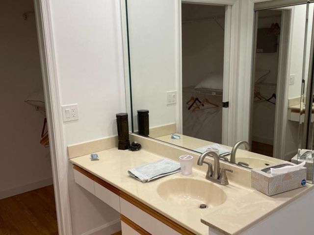 Дом в аренду по адресу 7938 Villa Nova Drive - фото 6316948