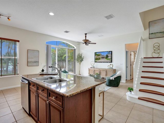 Продажа дома по адресу 4283 S Magnolia Cir - фото 6274307