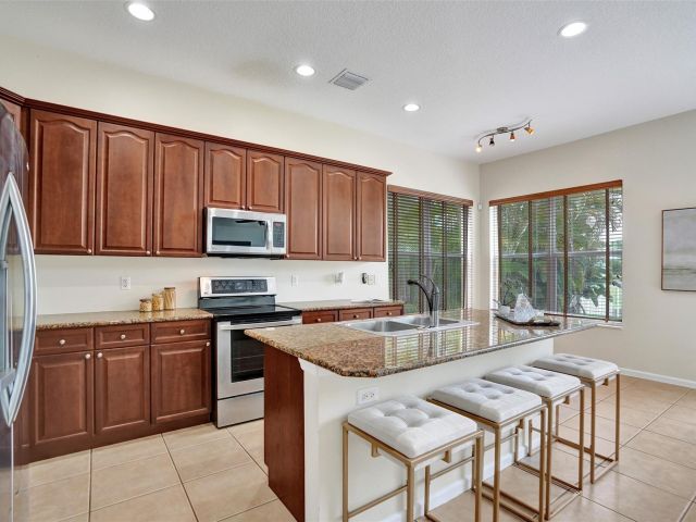 Продажа дома по адресу 4283 S Magnolia Cir - фото 6274311