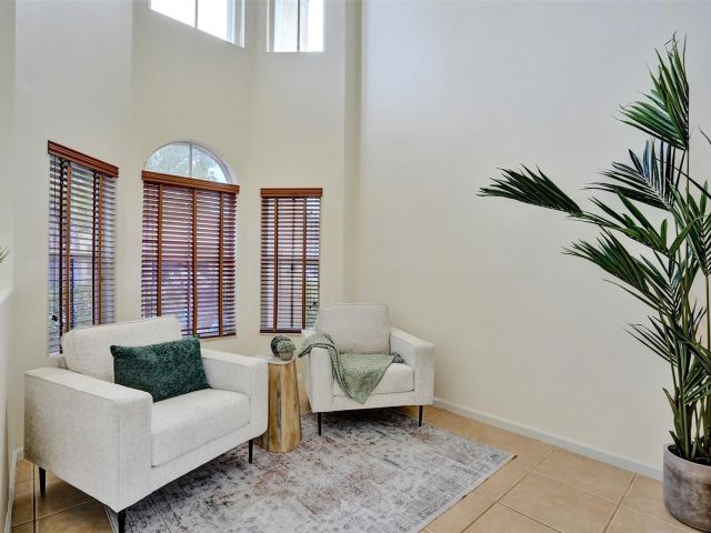 Продажа дома по адресу 4283 S Magnolia Cir - фото 6274316