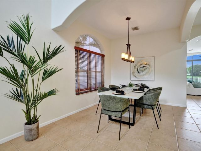 Продажа дома по адресу 4283 S Magnolia Cir - фото 6274318