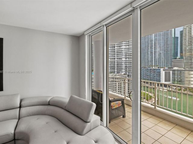 Продажа квартиры #2006 - фото 6276938