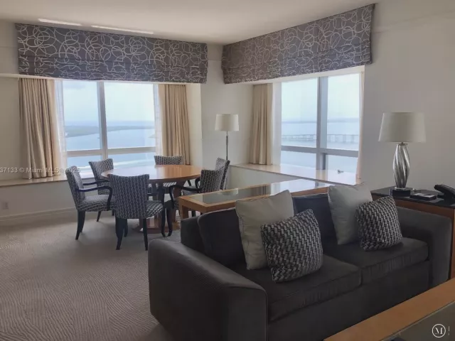 Продажа квартиры #3106 - фото 6273213