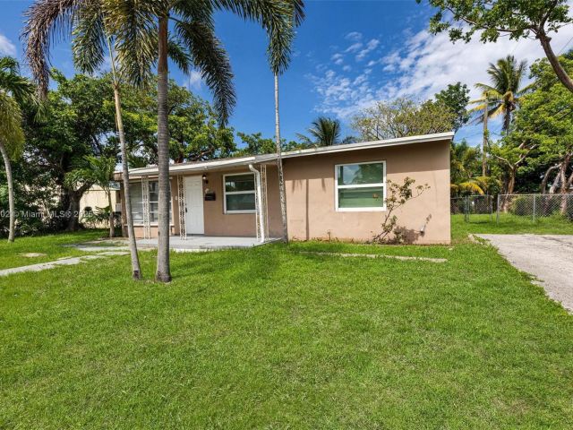 Продажа дома по адресу 1609 S 23rd Ave - фото 7514372