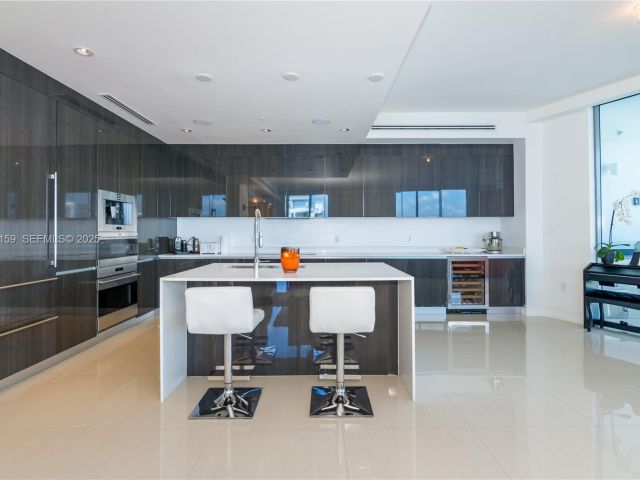 Продажа квартиры #601 - фото 6939302