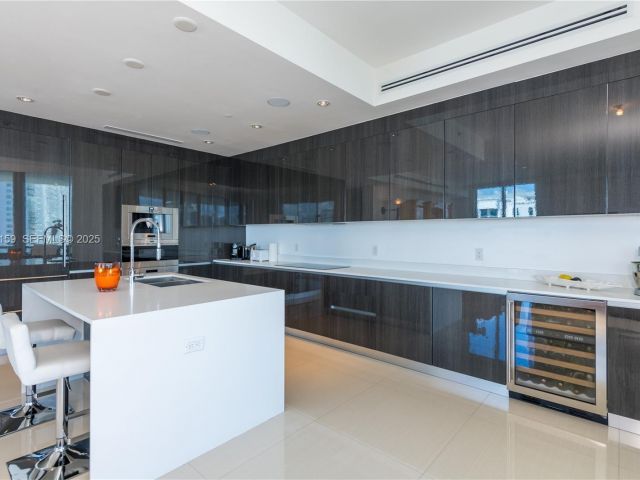 Продажа квартиры #601 - фото 6939306