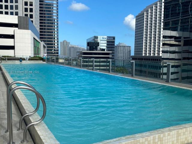 Квартира в аренду номер3204 - фото 6273136