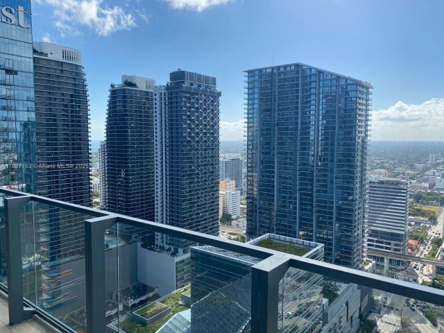 Квартира в аренду номер3204 - фото 6273141