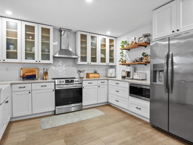 Продажа дома по адресу 2021 NW 15th Place - фото 6273007