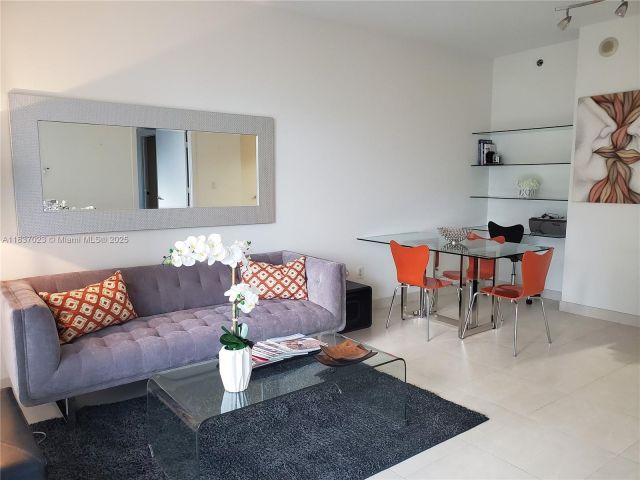 Квартира в аренду номер1604 - фото 6273129