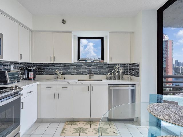 Продажа квартиры # - фото 6272656