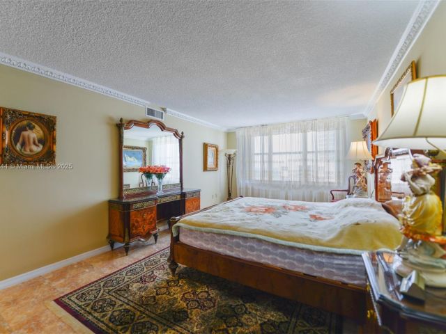 Продажа квартиры #1707S - фото 6272300