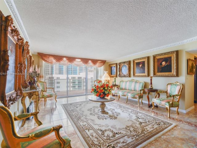 Продажа квартиры #1707S - фото 6272309