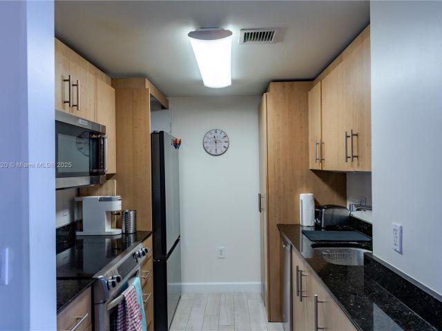 Продажа квартиры #634 - фото 6287885