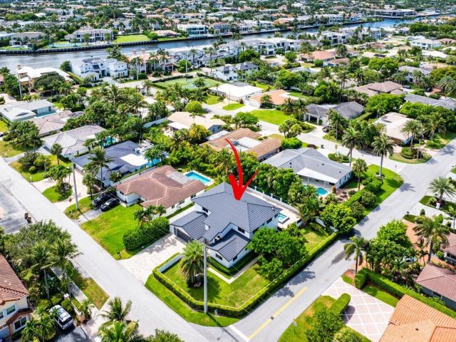 Продажа дома по адресу 811 SE 31st Street - фото 6272876