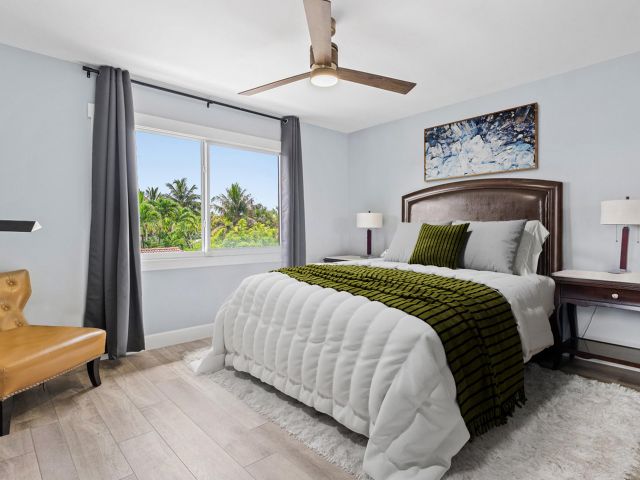 Продажа дома по адресу 811 SE 31st Street - фото 6272882