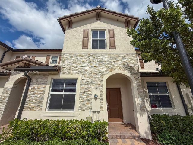 Продажа дома по адресу 12440 NW 23rd Ct - фото 6272203