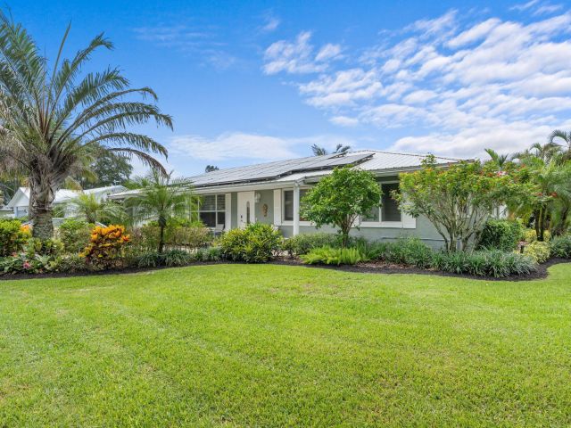 Продажа дома по адресу 2529 NW 32nd Street - фото 6274854