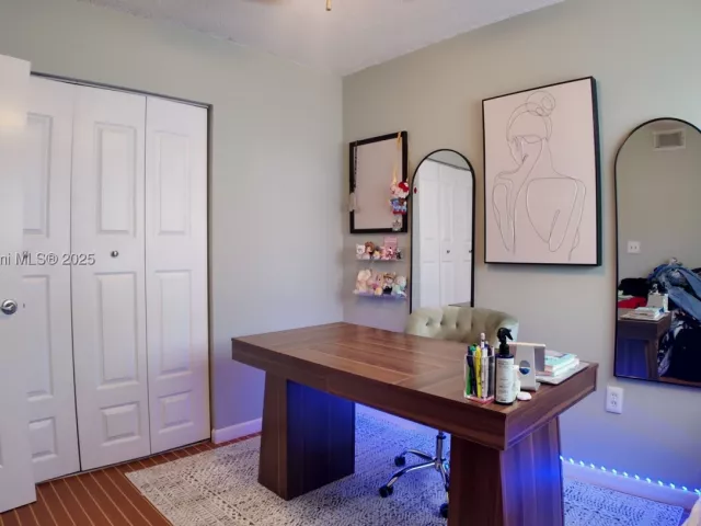 Продажа дома по адресу 9715 NW 23rd Ct - фото 9056015