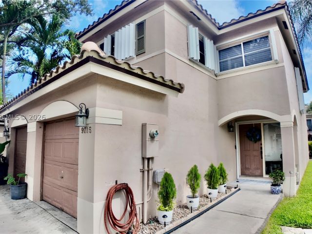 Продажа дома по адресу 9715 NW 23rd Ct - фото 9364687
