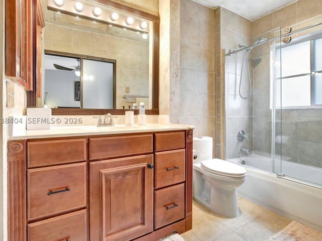 Продажа дома по адресу 9715 NW 23rd Ct - фото 9364693