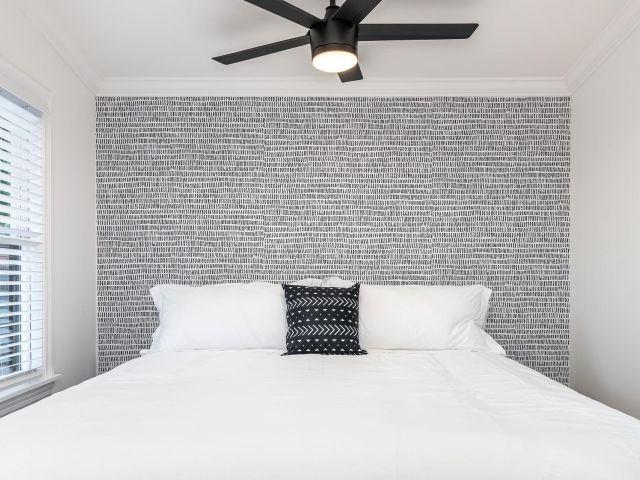 Продажа дома по адресу 713 NE 17th Rd - фото 6280481