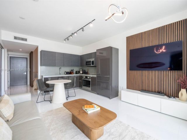 Квартира в аренду номер3805 - фото 6273322