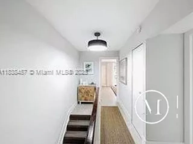 Дом в аренду по адресу 350 Grapetree Dr 405 - фото 6275488