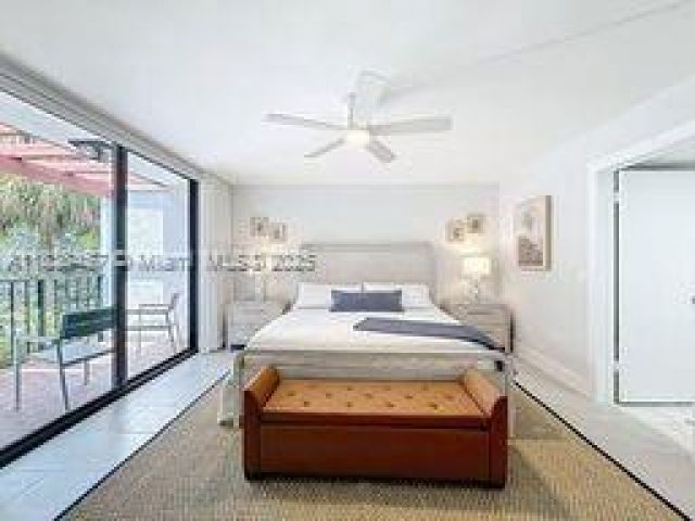 Дом в аренду по адресу 350 Grapetree Dr 405 - фото 6275487