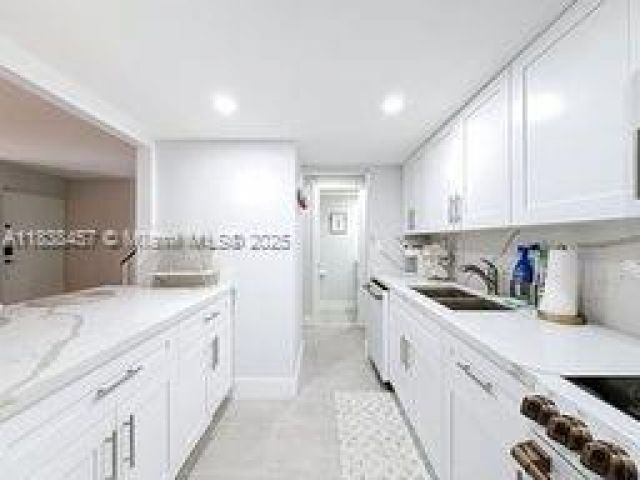 Дом в аренду по адресу 350 Grapetree Dr 405 - фото 6275496