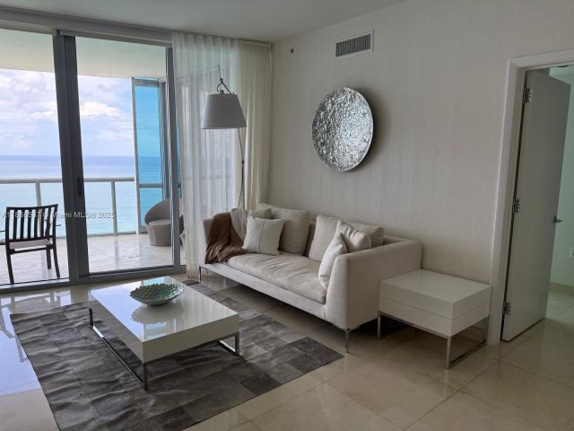 Квартира в аренду номер3506 - фото 6277931