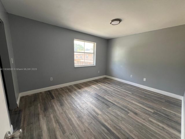 Дом в аренду по адресу 451 NE 136th St I-101 - фото 6289926