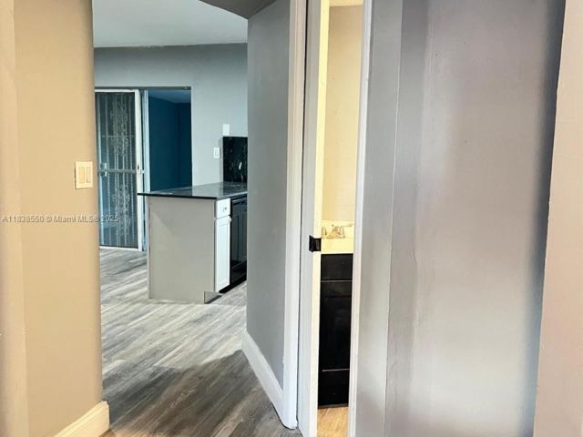 Дом в аренду по адресу 451 NE 136th St I-101 - фото 6289931