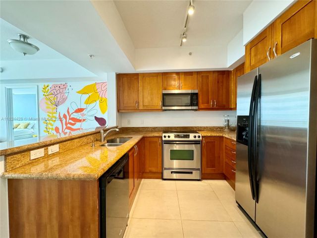 Квартира в аренду номер1808E - фото 6276465