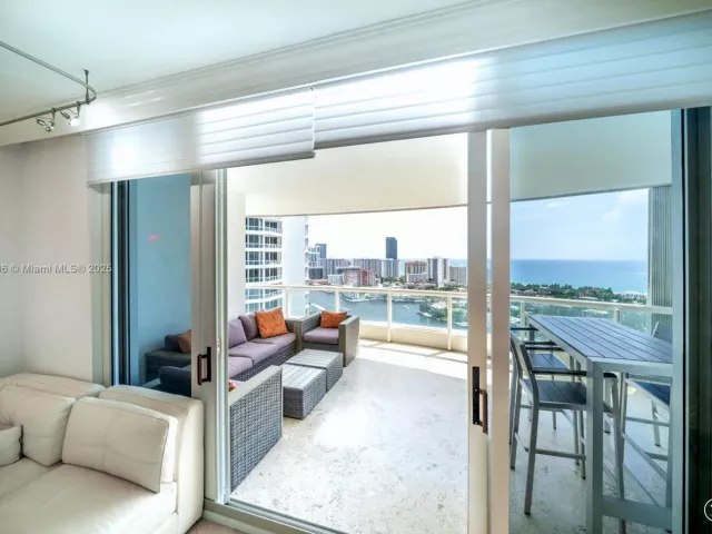 Продажа квартиры #2601 - фото 6312776