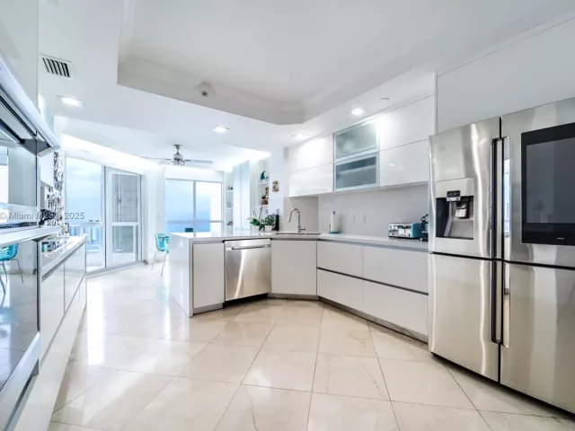 Продажа квартиры #2601 - фото 6312768