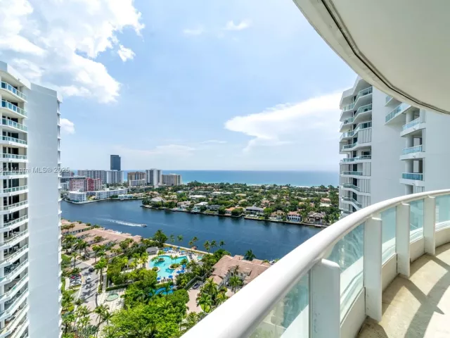 Продажа квартиры #2601 - фото 6312769